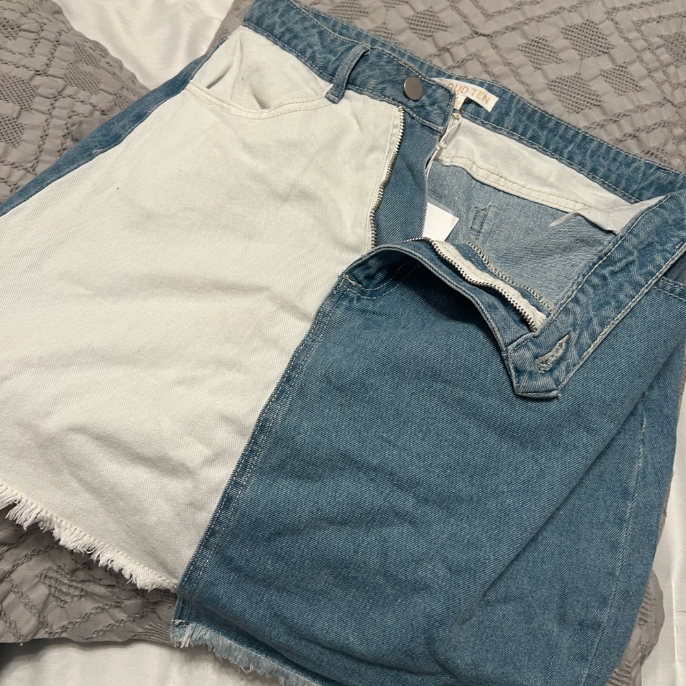 Cloud Ten Large split denim skirt ! Never worn! New with tags!